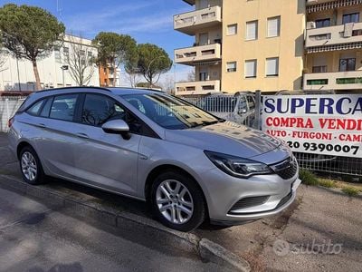Usata Opel Astra 110 CV (80 kW) 2017 Grigio Station wagon