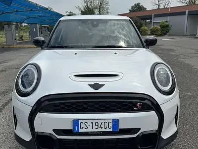 Usata Mini Cooper S 192 CV (141 kW) 2024 Utilitaria