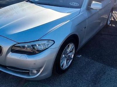 Usata BMW 520 184 CV (135 kW) 2012 Grigio Station wagon