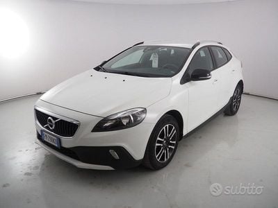 Usata Volvo V40 CC Business Edition 120 CV (88 kW) 2017 Banco Station wagon