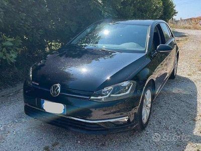 Używany VW Golf VII Executive 110 KM (80 kW) 2018 Czarny Sedan/Limuzyna