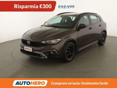 Usata Fiat Tipo Cross 99 CV (72 kW) 2021 Nero Utilitaria