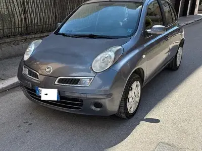 Usata Nissan Micra 80 CV (58 kW) 2008 Marrone Utilitaria