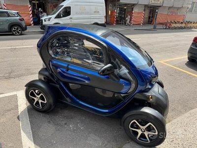 Begagnad Renault Twizy 12 kW (17 HK) 2013 Blå Halvkombi