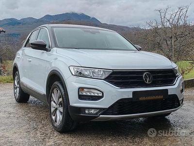 Usata VW T-Roc Style 116 CV (85 kW) 2019 Bianco SUV