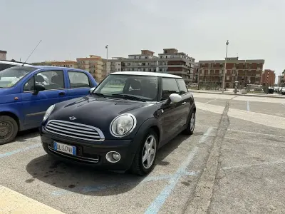 Usata Mini Cooper Pepper 120 CV (88 kW) 2008 Utilitaria
