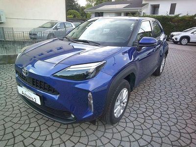 Usata Toyota Yaris Cross Business Edition 92 CV (67 kW) 2022 Blu met SUV