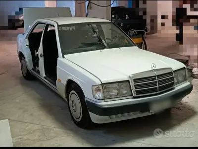 Usata Mercedes 190 109 CV (80 kW) 1990 Bianco Berlina