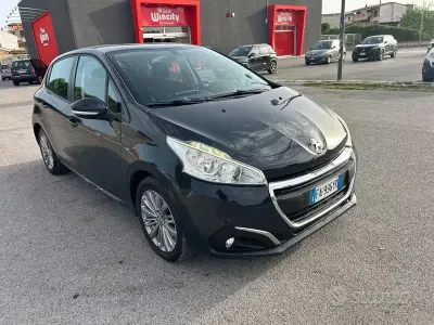 Usata Peugeot 208 Allure 75 CV (55 kW) 2016 Bluazzurro Utilitaria