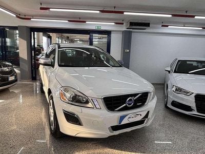Usata Volvo XC60 R-Design 163 CV (119 kW) 2011 Bianco SUV