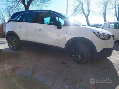 Usata Opel Crossland X 102 CV (75 kW) 2019 Bianco SUV