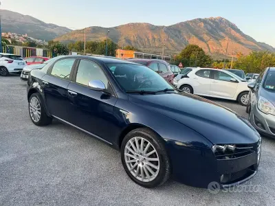 Usata Alfa Romeo 159 Distinctive 150 CV (110 kW) 2005 Bluazzurro Berlina