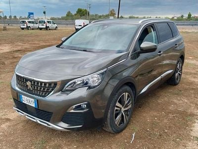 Begagnad Peugeot 5008 131 HK (96 kW) 2020 Grå SUV