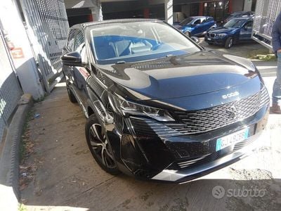 Usata Peugeot 5008 130 CV (95 kW) 2022 Grigio SUV