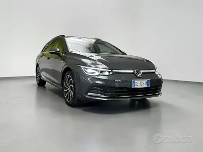 Usata VW Golf VIII Style 150 CV (110 kW) 2022 Grigio Station wagon