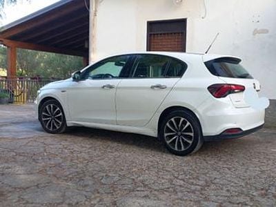 Usata Fiat Tipo 120 CV (88 kW) 2017 Bianco Berlina
