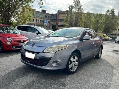 Brugt Renault Mégane Dynamique 110 HK (80 kW) 2009 Grå Sedan