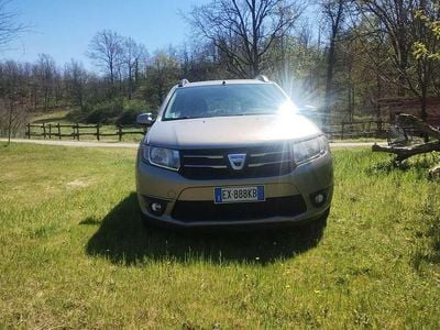 Usata Dacia Logan Lauréate 72 CV (52 kW) 2015 Grigio Station wagon