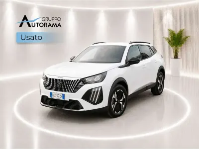 Usata Peugeot 2008 Allure 102 CV (75 kW) 2025 Bianco SUV