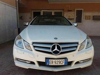 Usata Mercedes E220 Executive 170 CV (125 kW) 2013 Bianco Cabrio