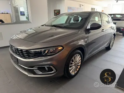 Usata Fiat Tipo Business 131 CV (96 kW) 2021 Grigio Berlina