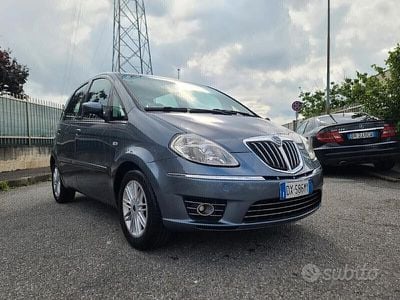 Usata Lancia Musa 77 CV (56 kW) 2009 Grigio Monovolume