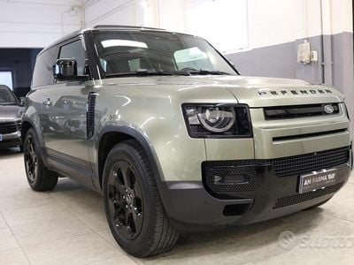 Usata Land Rover Defender SE 200 CV (147 kW) 2023 Verde SUV