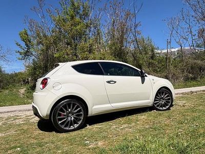 Usata Alfa Romeo MiTo Quadrifoglio Verde 170 CV (125 kW) 2010 Bianco Utilitaria
