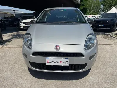 Usata Fiat Punto Street 69 CV (50 kW) 2018 Grigio Utilitaria