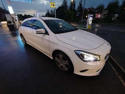 Usata Mercedes CLA180 Shooting Brake Premium 109 CV (80 kW) 2018 Station wagon