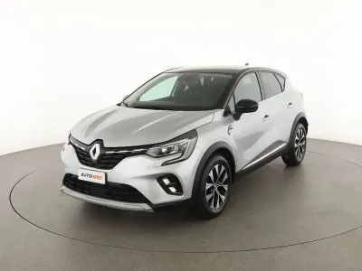 Usata Renault Captur Techno 140 CV (102 kW) 2023 Argento SUV