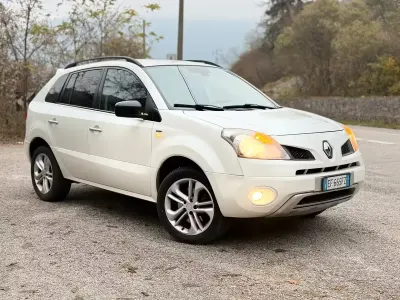 Usata Renault Koleos 150 CV (110 kW) 2011 Bianco SUV