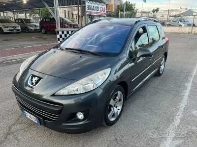 Käytetty Peugeot 207 92 HP (67 kW) 2010 Harmaa Farmari