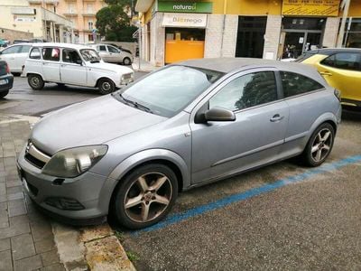 Opel Astra GTC