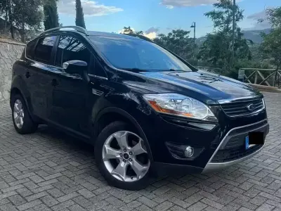 Usata Ford Kuga Titanium 163 CV (119 kW) 2011 Nero SUV