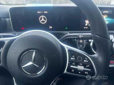 Usata Mercedes A180 136 CV (100 kW) 2018 Bianco Berlina