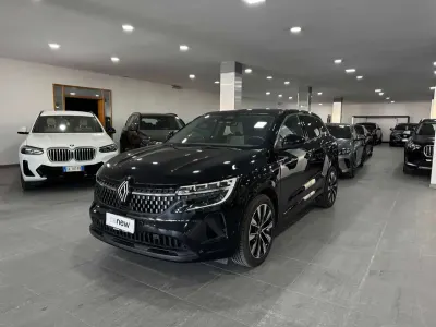 Usata Renault Austral Techno 131 CV (96 kW) 2023 Nero SUV