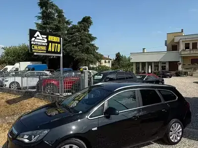 Occasion Opel Astra Cosmo 140 ch (102 kW) 2011 Noir Break