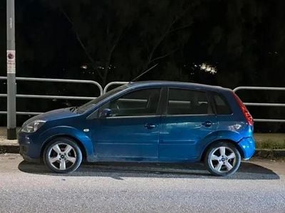 Usata Ford Fiesta 68 CV (50 kW) 2007 Blu Utilitaria