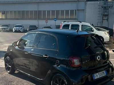 Usata Smart ForFour 2017 Nero Utilitaria