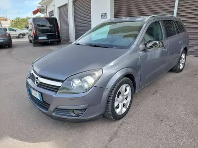 Usata Opel Astra Club 101 CV (74 kW) 2005 Other Station wagon