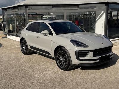 Grigio Usata 2023 Porsche Macan SUV | 63.000 € (Ottimo prezzo)