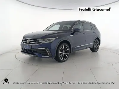 Usado VW Tiguan Allspace R-line 150 HP (110 kW) 2023 Azul SUV