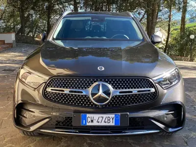 Usata Mercedes GLC220 AMG Line Premium 197 CV (144 kW) 2024 Grigio SUV
