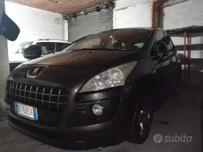 Usata Peugeot 3008 109 CV (80 kW) 2010 Marrone Station wagon