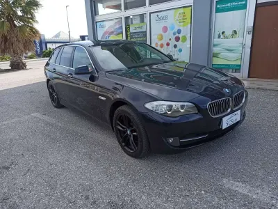 Usata BMW 520 184 CV (135 kW) 2010 Nero Station wagon