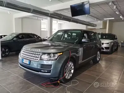 Usado Land Rover Range Rover Vogue 249 HP (183 kW) 2016 Cinzento SUV
