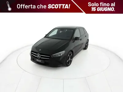 Usata Mercedes B180 116 CV (85 kW) 2021 Nero Utilitaria