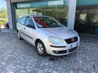 Usata VW Polo 69 CV (50 kW) 2007 Grigio Utilitaria
