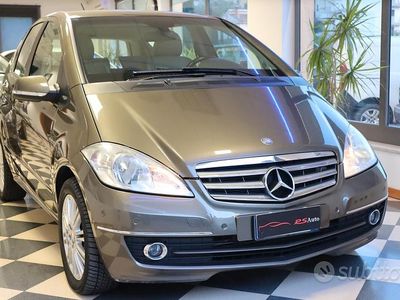 Usata Mercedes A180 Elegance 109 CV (80 kW) 2010 Giallo Berlina